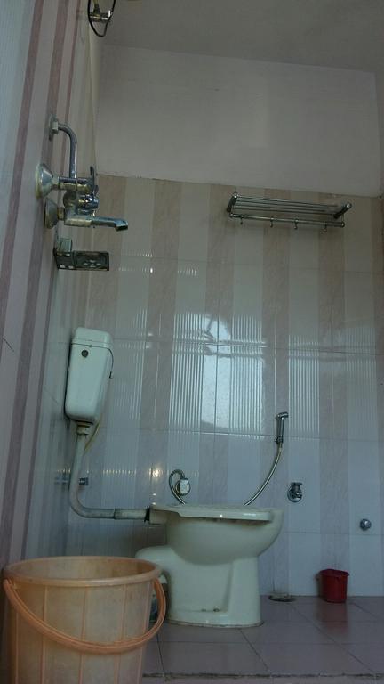 Hotel Giriraj Inn Waranasi Zewnętrze zdjęcie