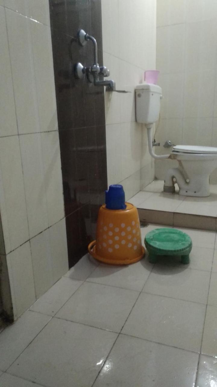 Hotel Giriraj Inn Waranasi Zewnętrze zdjęcie